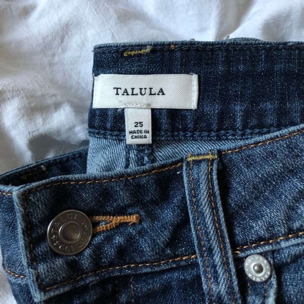 NWOT atritzia shorts